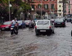 Maltempo, diluvio universale su Catanzaro. Morto Natale Zicchinella