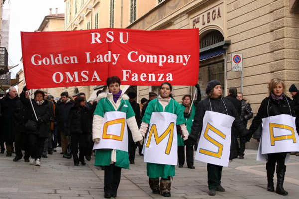 Faenza: chiude lo stabilimento della Omsa. Licenziate 239 dipendenti