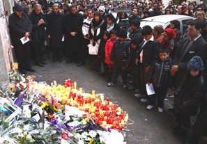 Roma: oggi i funerali di Zhou Zheng e della piccola Joy