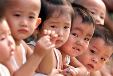 Cina: il traffico di bambini raggiunge cifre allarmanti