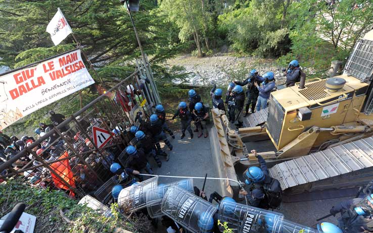 NO-TAV: scattate all’alba in tutta Italia 25 ordinanze di custodia cautelare