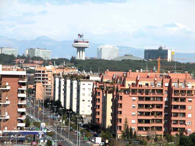 Un volo suicida di 19 piani a soli 16 anni. Accade a Roma, quartiere Eur